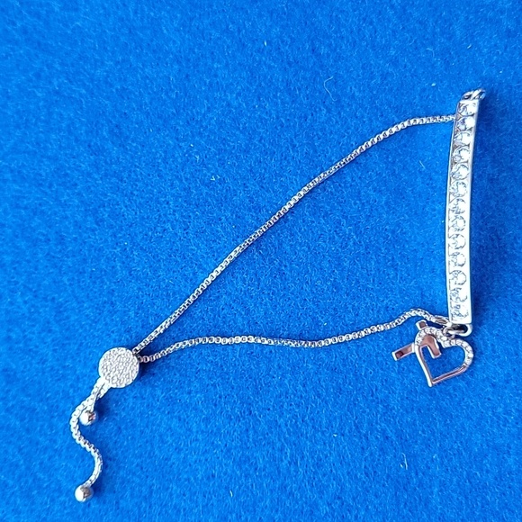 Adjustable bar crystal bracelet with charms. - Picture 5 of 5